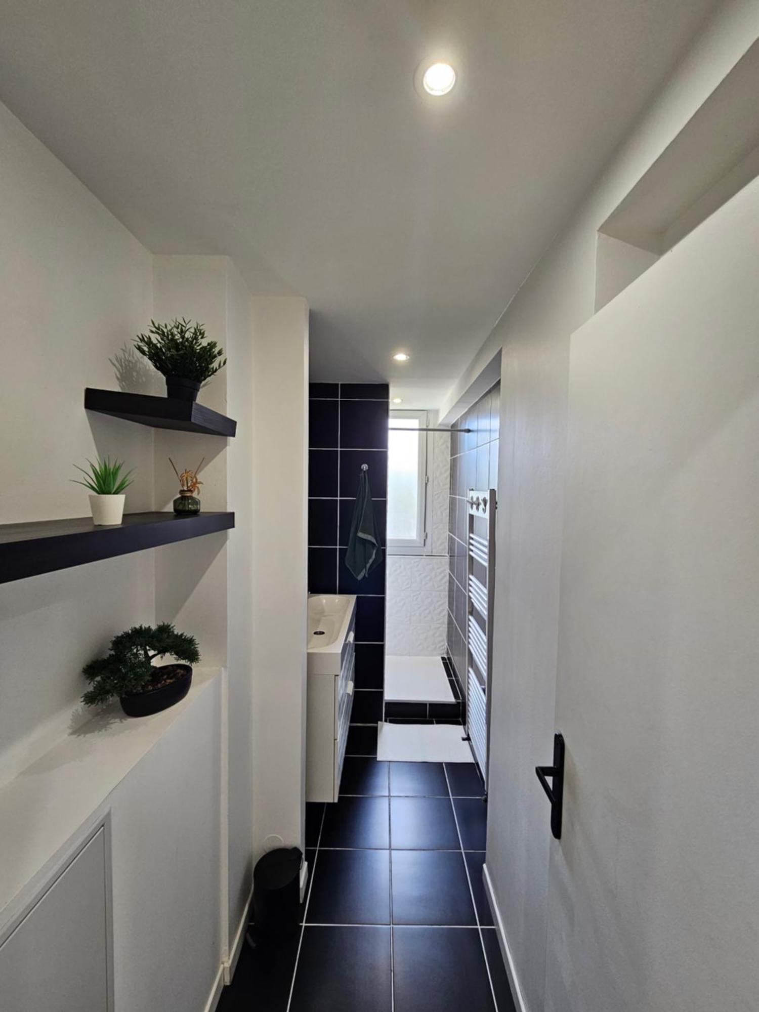 Charmant & Spacieux 3 Chambres - Mm Apartment - Lyon Grand Parilly Vénissieux المظهر الخارجي الصورة
